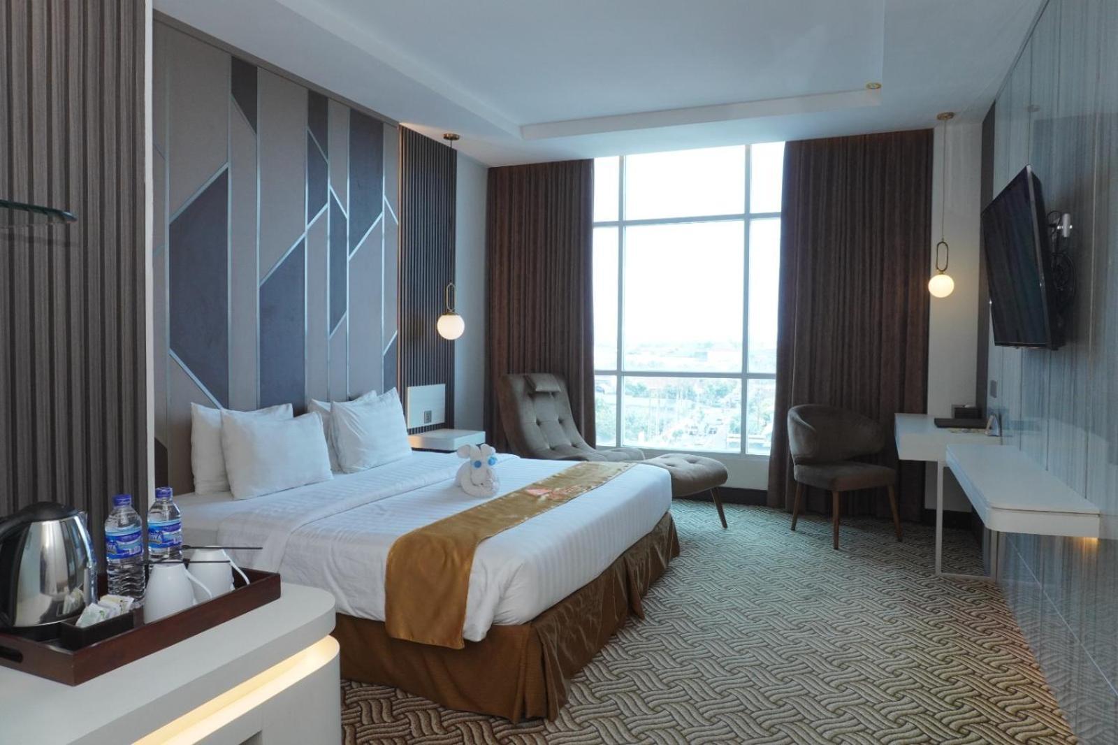 Cavinton Hotel Malioboro Yogyakarta By Tritama Hospitality Exterior foto